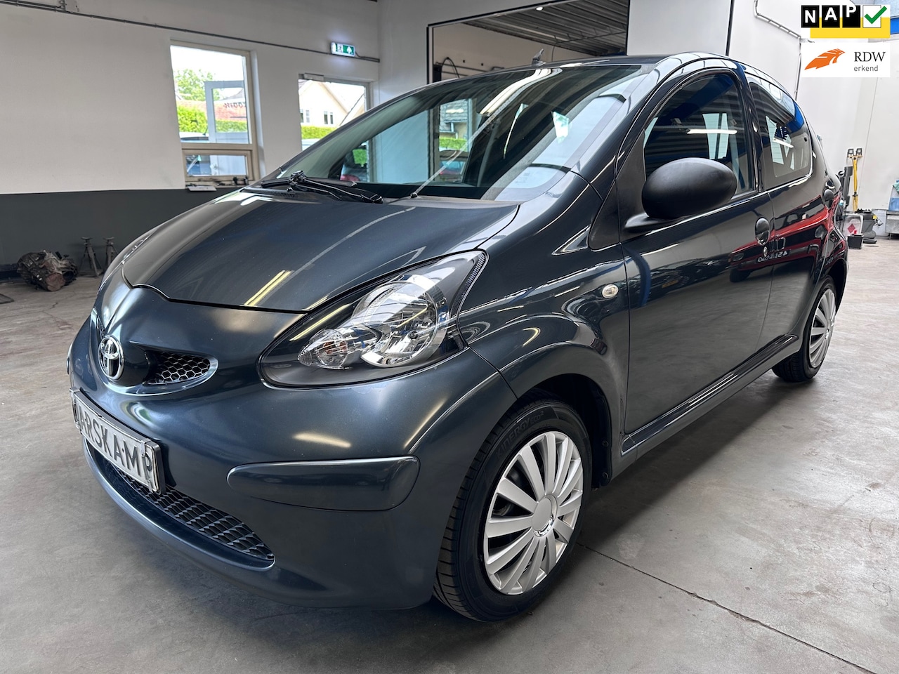 Toyota Aygo - 1.0-12V |5-deurs|Nieuwe APK - AutoWereld.nl
