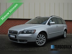Volvo V50 - 2.4i Summum Automaat|170pk|sch/kant.Dak|Trekhaak|Clima|Cruise