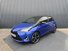 Toyota Yaris - 1.5 Hybrid Bi-Tone Plus | Pano dak | PDC achter | Reservewiel | Rijklaar