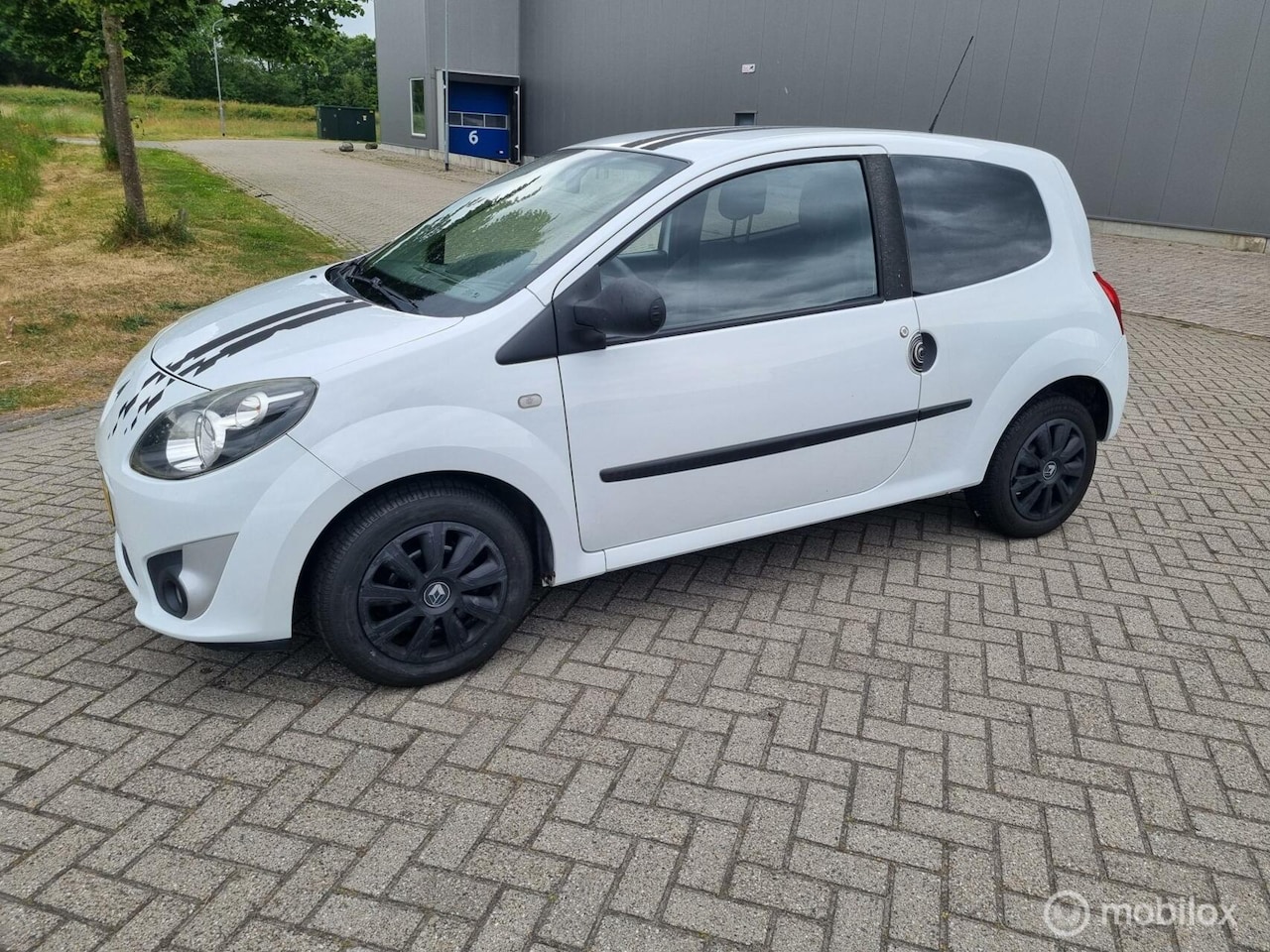 Renault Twingo - 1.2 1.2 - AutoWereld.nl