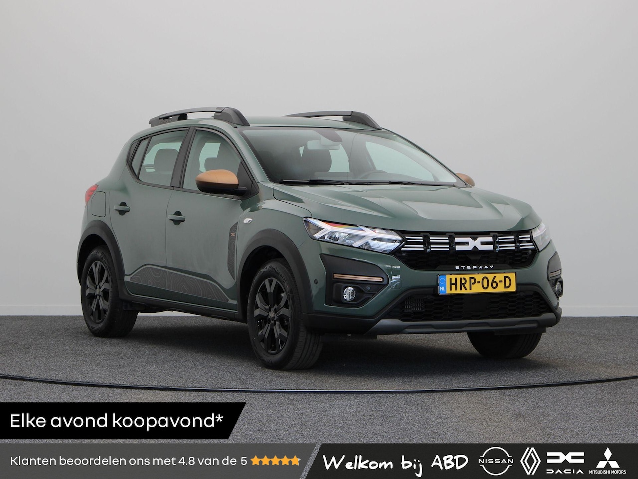 Dacia Sandero Stepway - 1.0 TCe 90pk Extreme | Automaat! | Dodehoeksensor | Achteruitrijcamera | Navigatie | - AutoWereld.nl