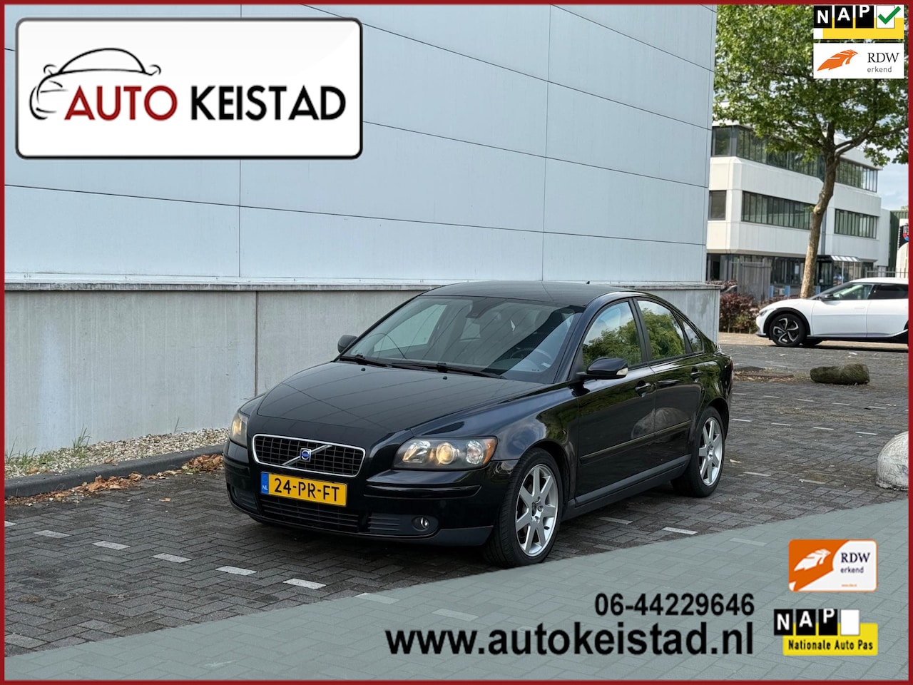 Volvo S40 - 2.4i LEDER/AIRCO/CRUISE! 1 JAAR APK! - AutoWereld.nl