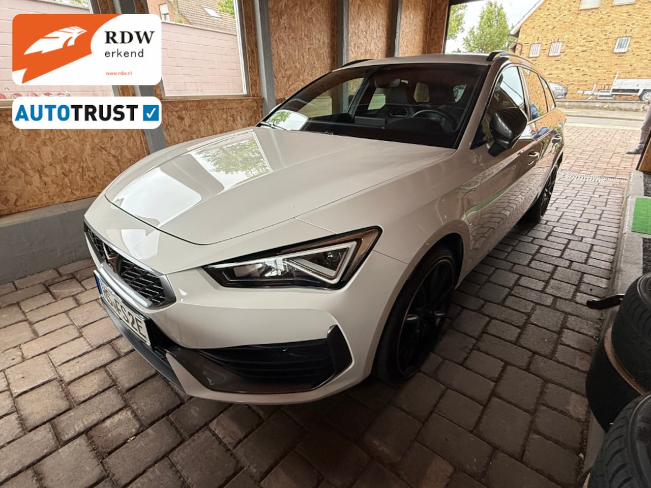 CUPRA Leon Sportstourer - VZ Chopper Edition - AutoWereld.nl