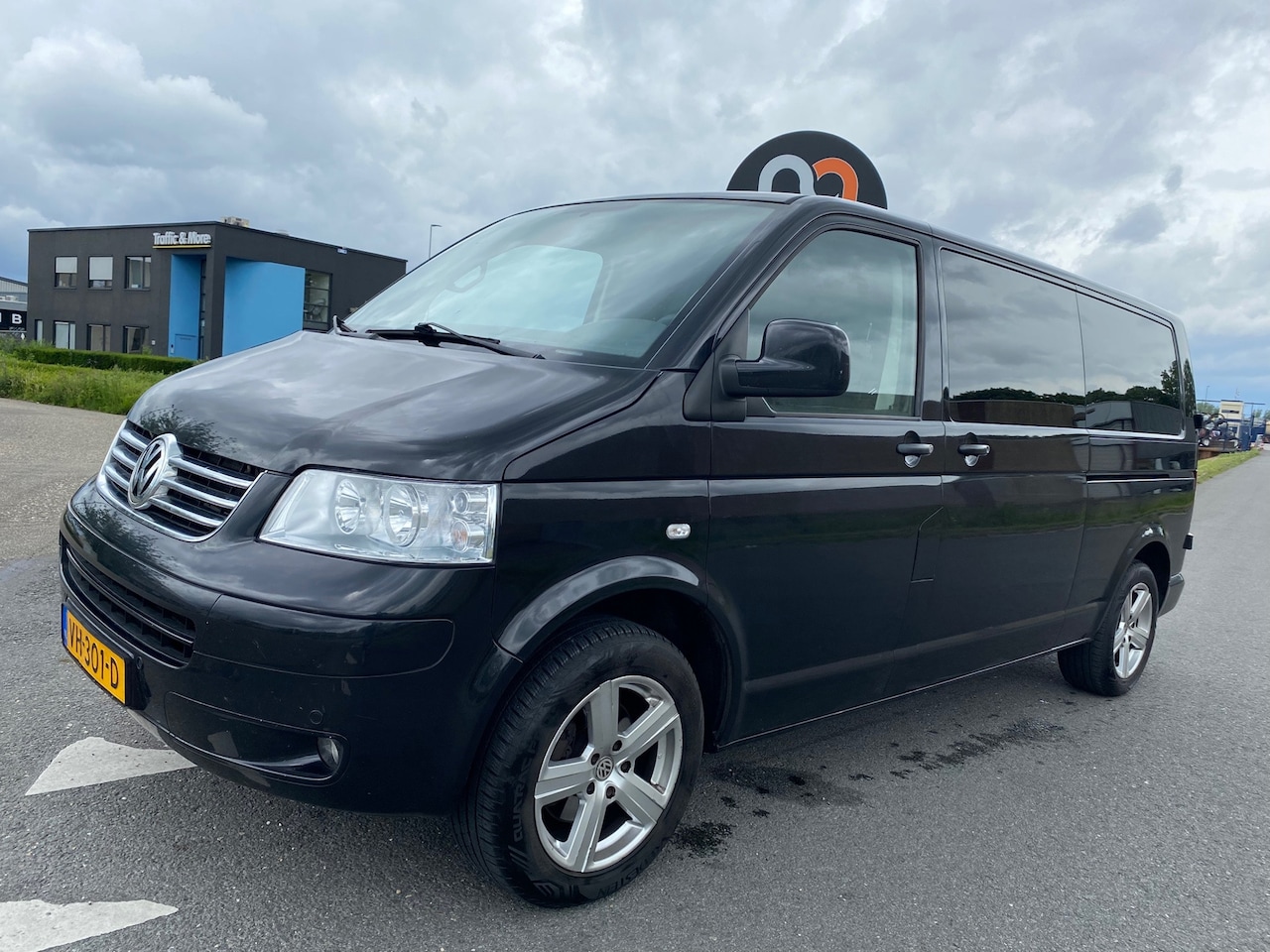 Volkswagen Transporter - 2006 * 2.5 TDI 340 * AIRCO * LMV * DUBBELCABINE * - AutoWereld.nl