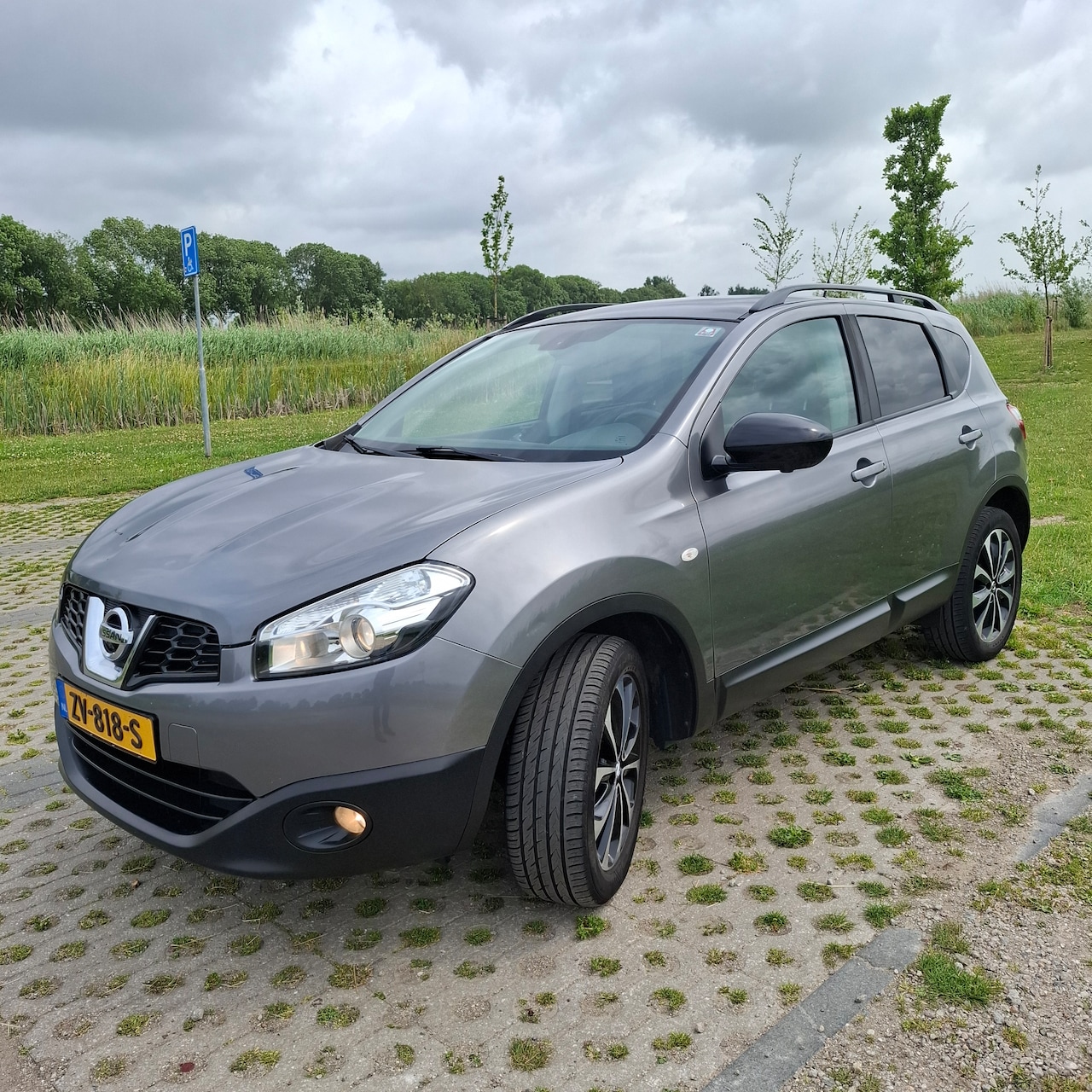 Nissan Qashqai - 2.0 Tech View PANO // NAVI // TREKHAAK // 360GR CAM - AutoWereld.nl