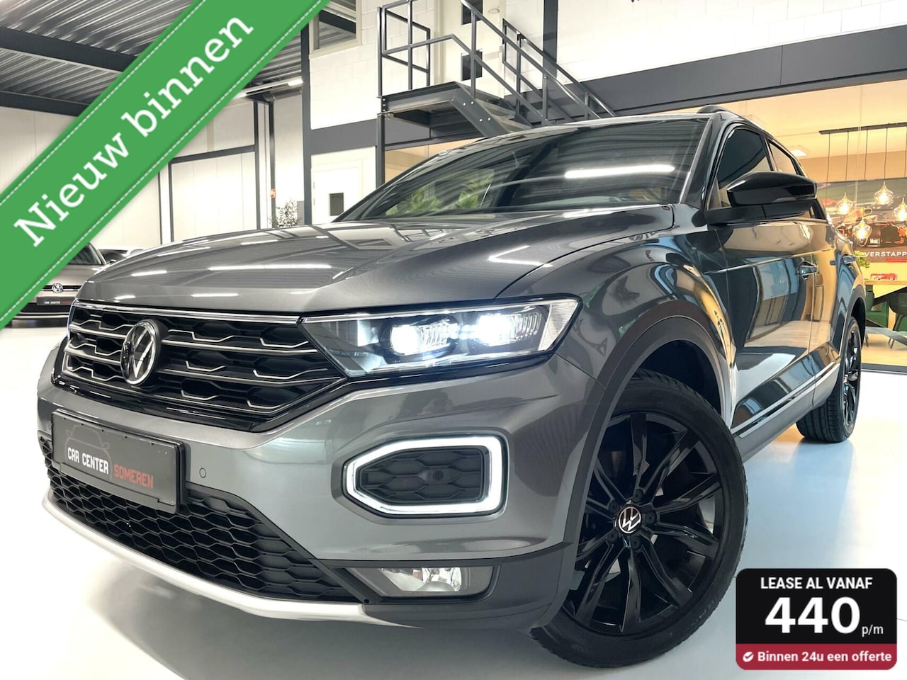 Volkswagen T-Roc - 1.5 TSI Sport Black Style/ Camera/ Keyless/ CarPlay/ 18''/ Virtual Dashboard - AutoWereld.nl