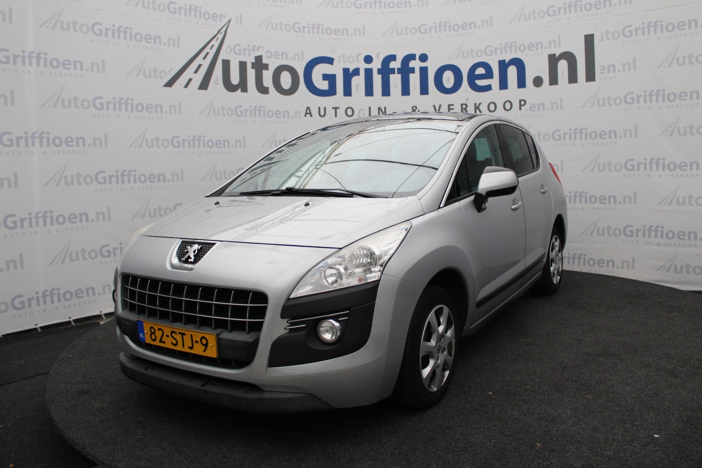 Peugeot 3008 - 1.6 VTi ST nette MPV met trekhaak - AutoWereld.nl