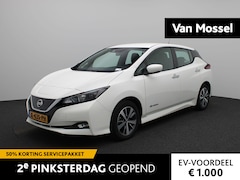 Nissan LEAF - Acenta 40 kWh | NAVIGATIE | CAMERA | LED | PARKEERSENSOREN