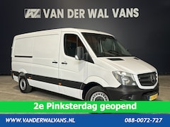 Mercedes-Benz Sprinter - 316 CDI 163 pk L2H1 Euro6 Airco | Camera | Navigatie | 2800kg Trekhaak | Cruisecontrol Cha