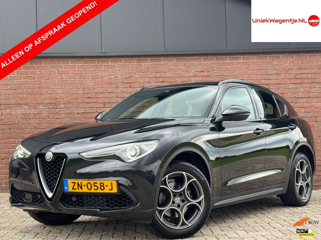 Alfa Romeo Stelvio - 2.0 T AWD SUPER | LEDER | NAVI | CAMERA! - AutoWereld.nl
