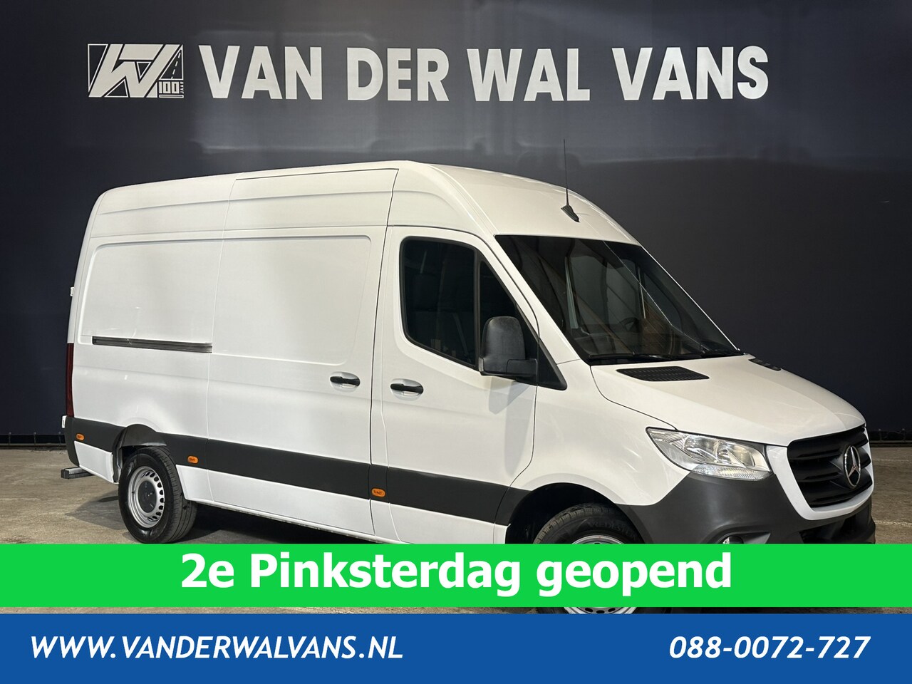 Mercedes-Benz Sprinter - 317 CDI 170pk 9G-Tronic Automaat 3500kg Trekhaak L2H2 Euro6 Airco | Camera | Navigatie App - AutoWereld.nl