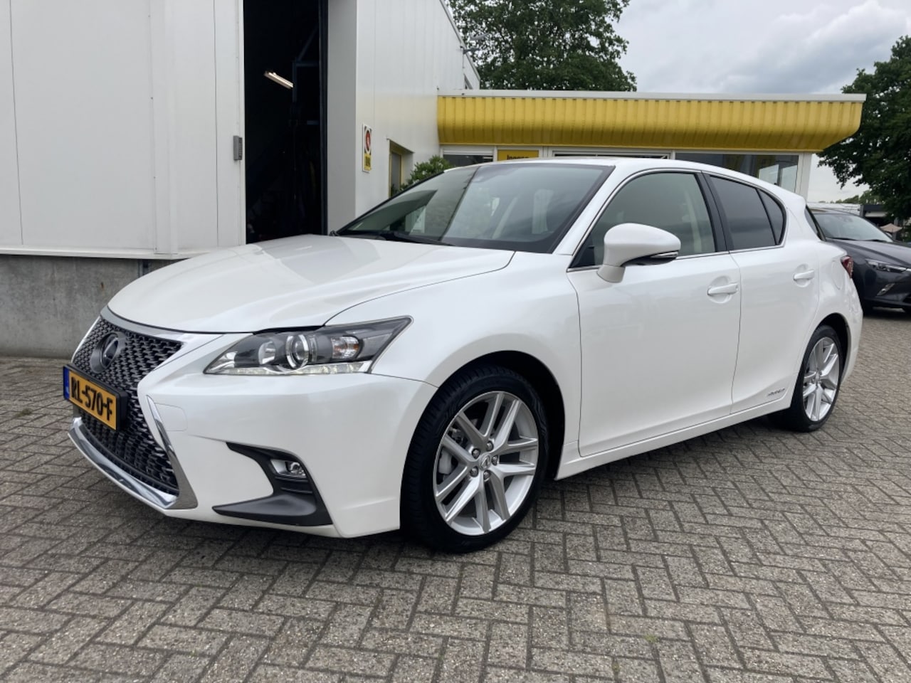 Lexus CT 200h - Bus. Launch Edition Nieuw Model Leer Navi - AutoWereld.nl