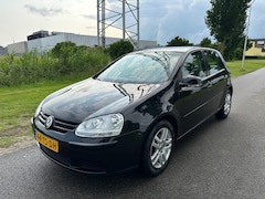 Volkswagen Golf - 1.6 FSI Optive Airco Trekhaak Cruise Control 5DRS