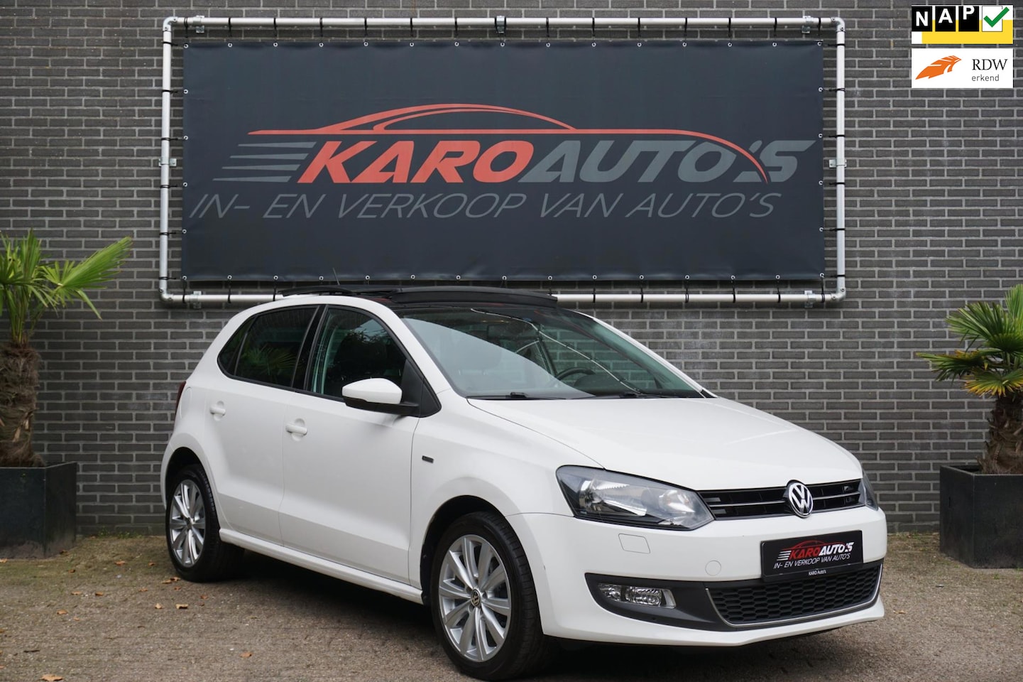 Volkswagen Polo - 1.2 TSI Life Pano Carplay Navi Cruise 1e Eig - AutoWereld.nl