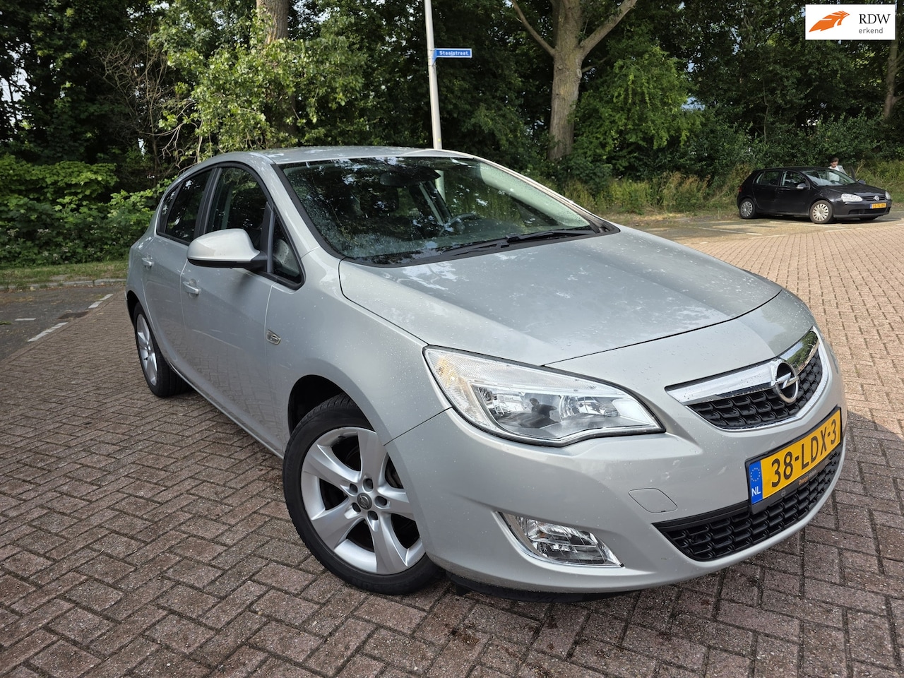 Opel Astra - 1.6 Edition Volledig onderhouden Airco 5 DR - AutoWereld.nl