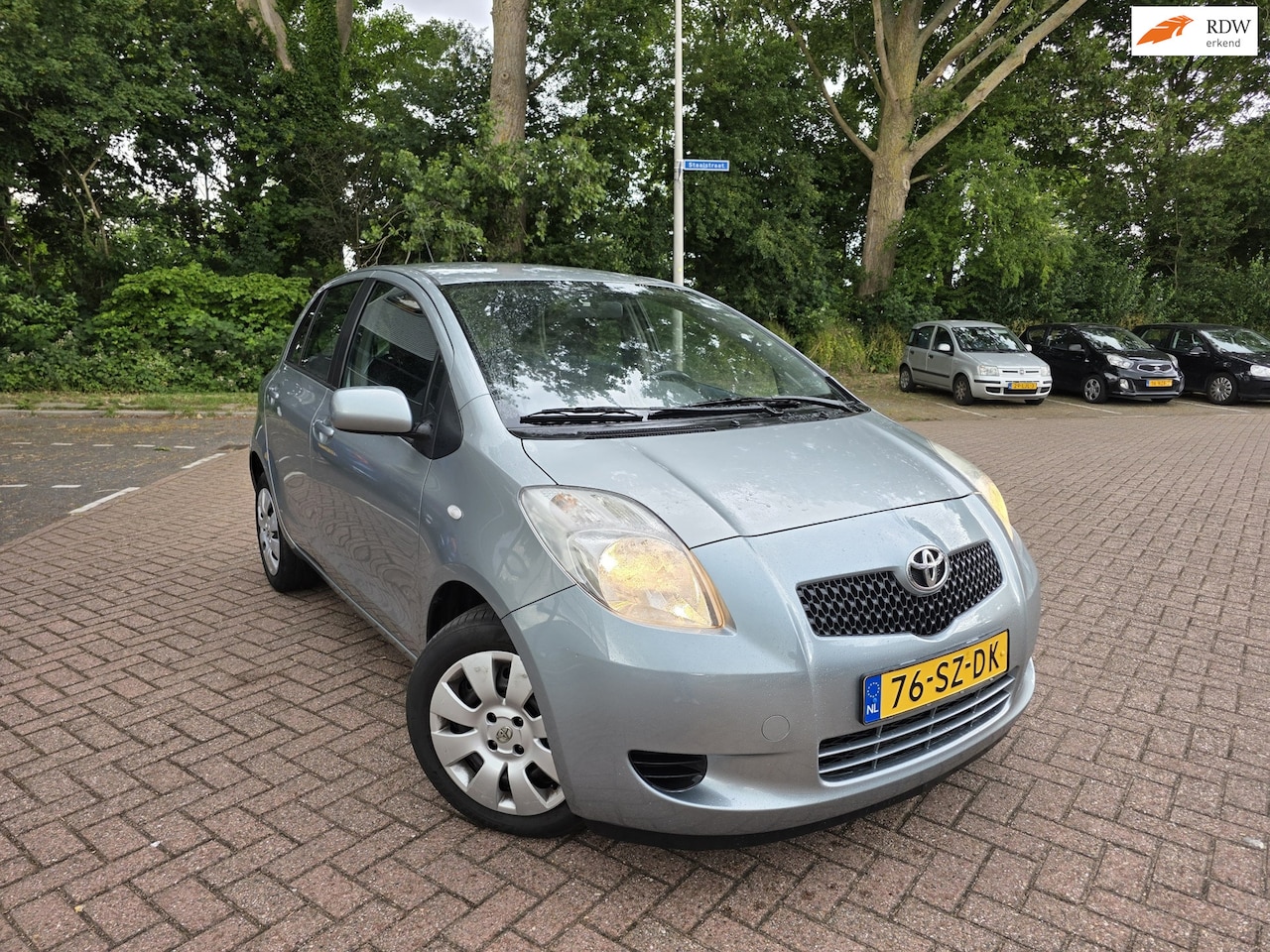 Toyota Yaris - 1.3 VVTi Sol NEW APK Airco 5 DR - AutoWereld.nl
