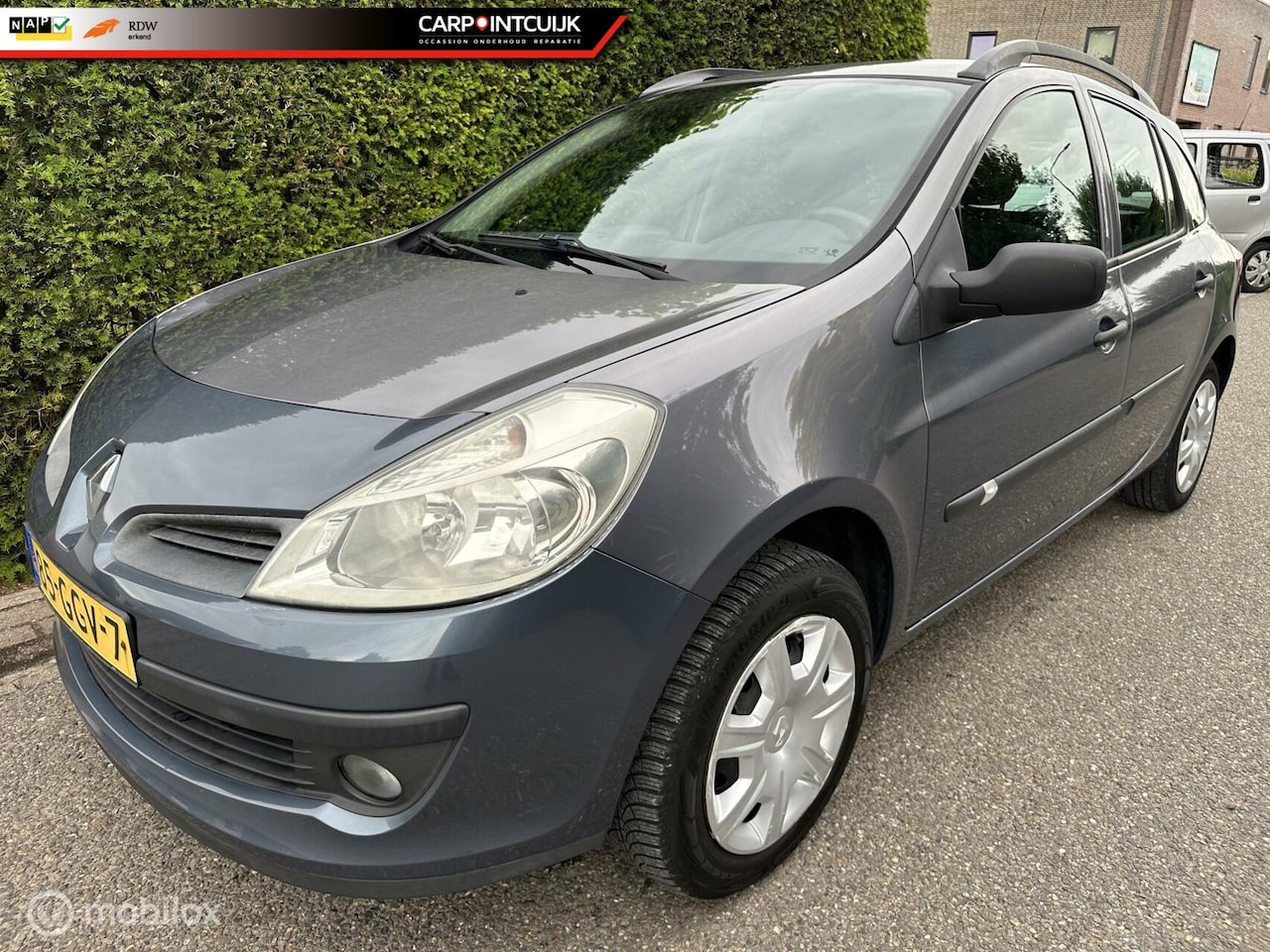 Renault Clio Estate - 1.2-16V Corporate 1.2-16V Corporate - AutoWereld.nl