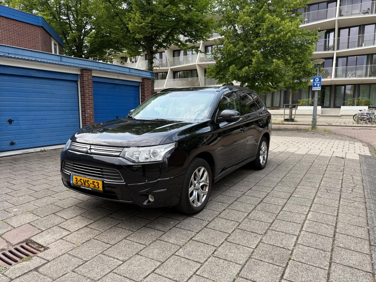 Mitsubishi Outlander - 2.0 PHEV Intense + - AutoWereld.nl