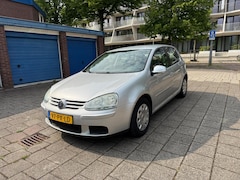 Volkswagen Golf - 1.6 FSI Sportline 5drs Climate Cruise PDC