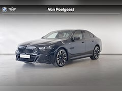 BMW i5 - Sedan eDrive40 M Sport Edition | M Sportpakket Pro | Trekhaak met elektrisch wegklapbare k