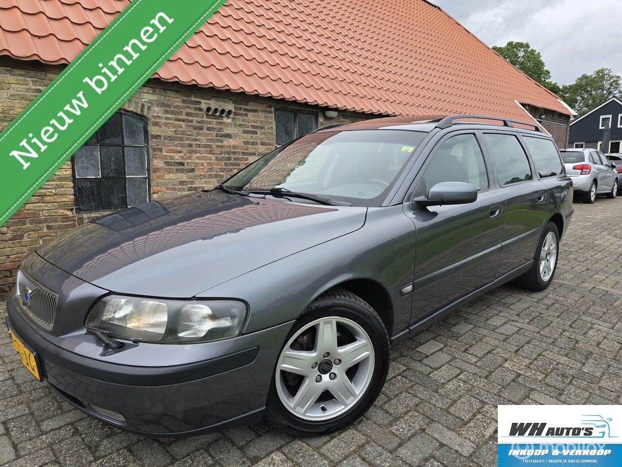 Volvo V70 - 2.4 Comfort Line goed onderhouden! - AutoWereld.nl