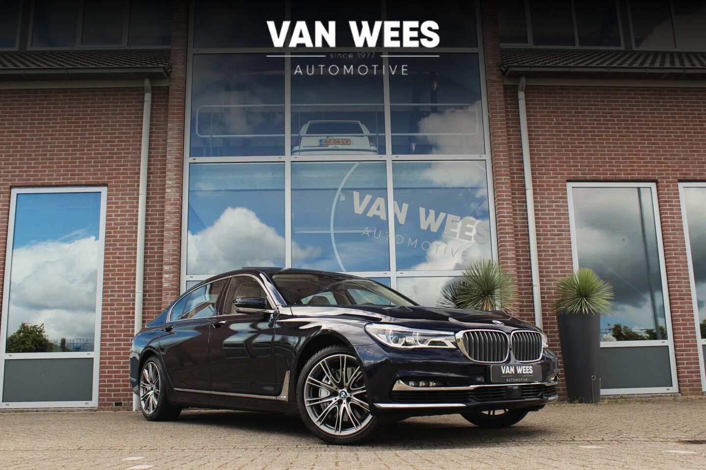 BMW 7-serie - 750Li G12 xDrive High Executive | Origineel | Laser | Camera360 | Massage | Head-up | Bowe - AutoWereld.nl