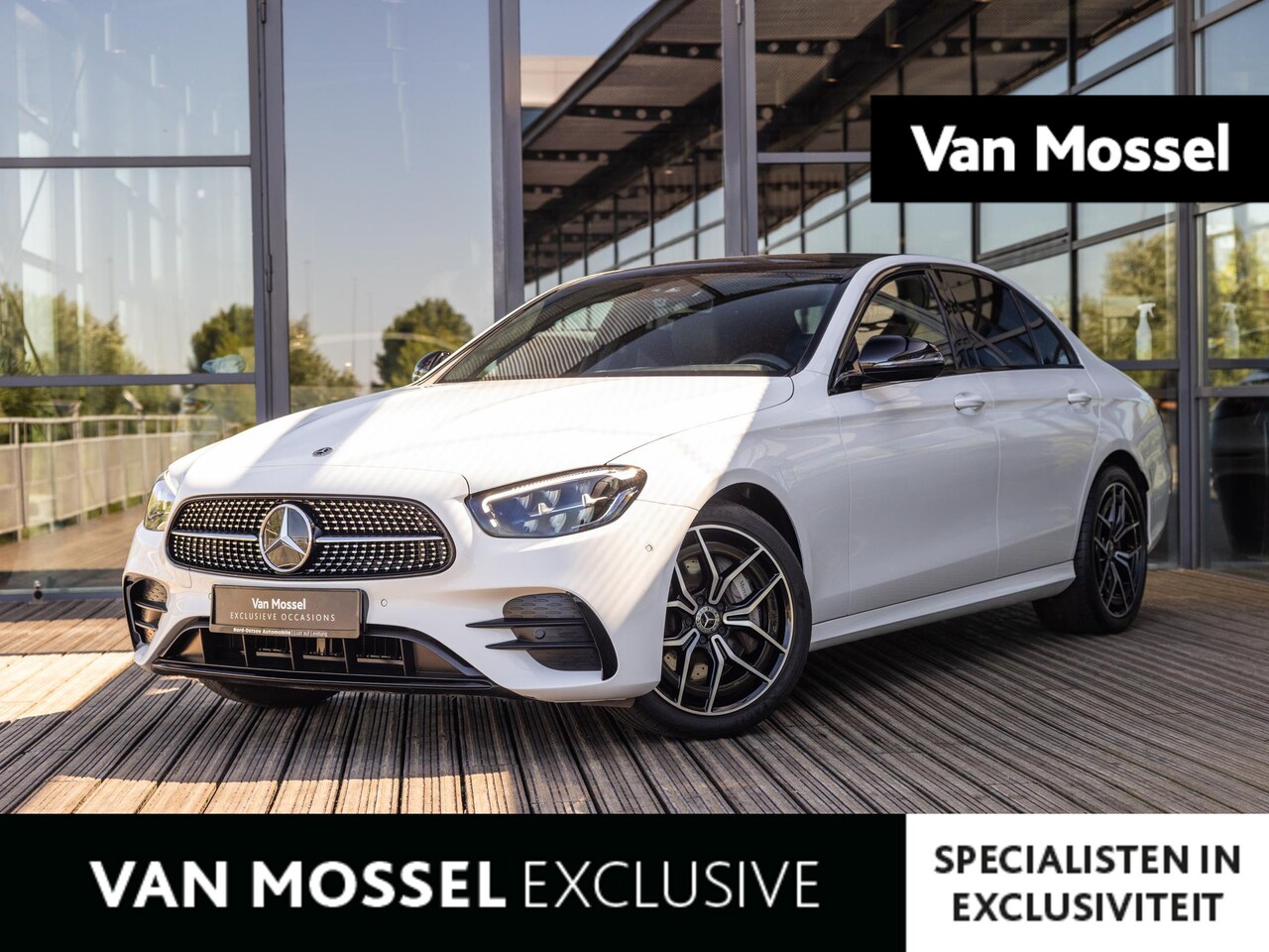 Mercedes-Benz E-klasse - 300 e AMG Line | 19 INCH | POLAR WIT | NIGHT PAKKET | ACHTERUITRIJCAMERA | STOELVERWARMING - AutoWereld.nl