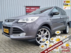 Ford Kuga - 1.6 Titanium 4WD | AUTOMAAT | OPEN / PAN DAK |