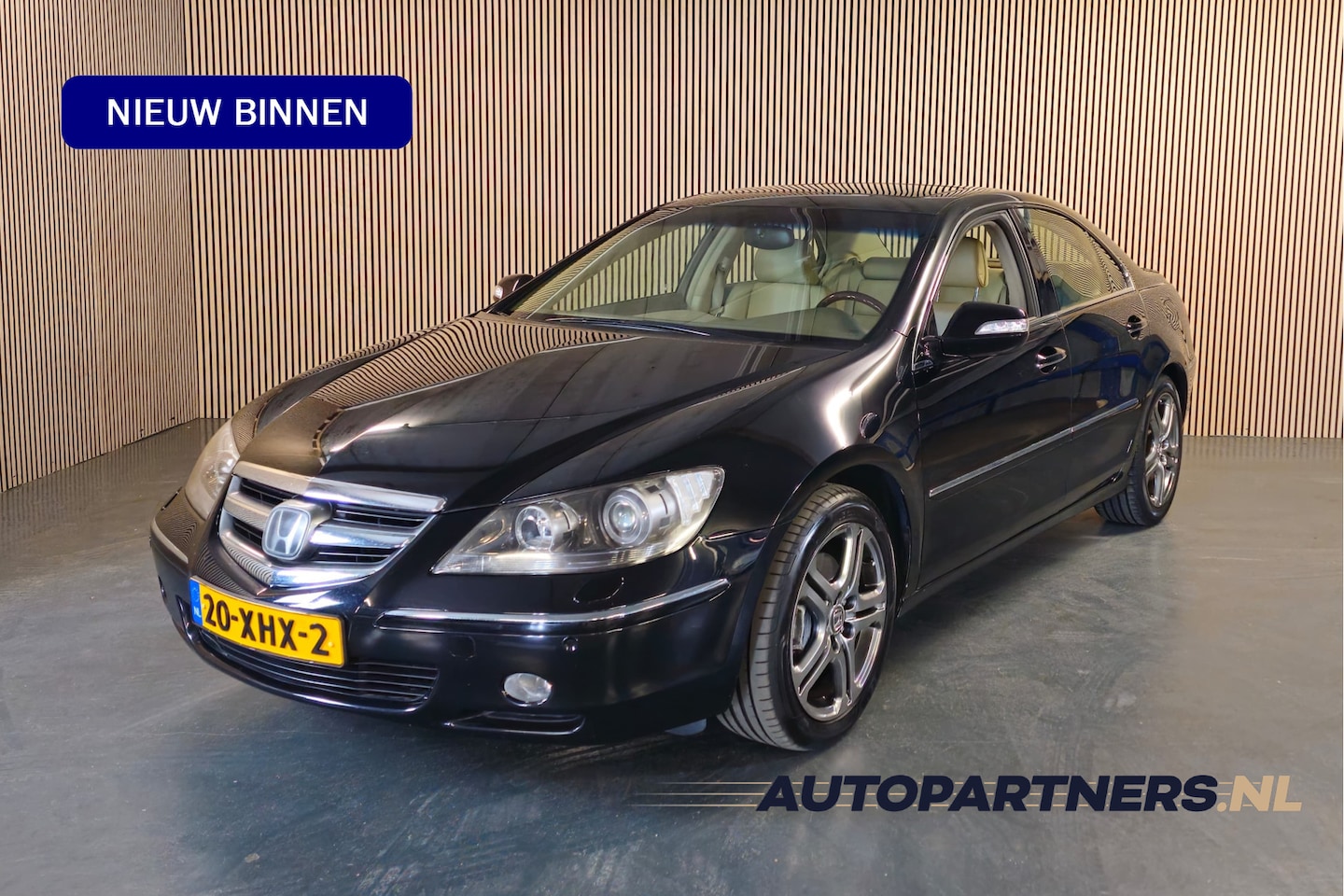 Honda Legend - *Youngtimer* 3.5 V6 - Stoelverwarming/ventilatie - Pano/Schuifdak - Adaptive Cruise - Sens - AutoWereld.nl
