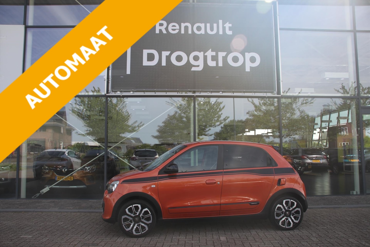 Renault Twingo - 110PK-GT-AUTOM-49DKM-NAVI-CLIMA-CAMERA- - AutoWereld.nl