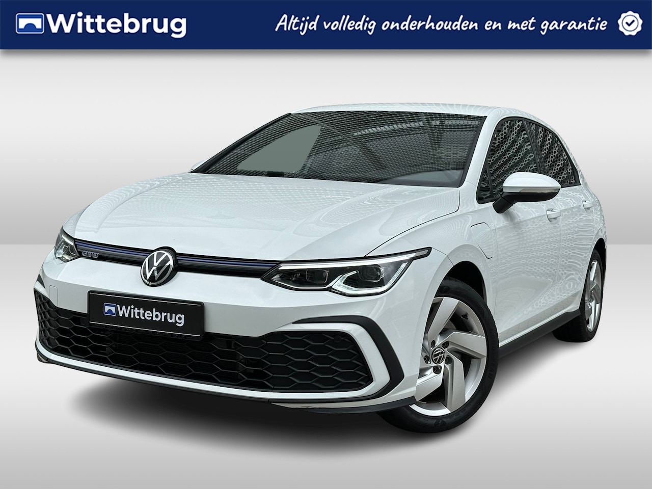 Volkswagen Golf - 1.4 eHybrid 245PK GTE / Digitale Cockpit / Keyless Start / Parkeersensoren V+A / Stuur + S - AutoWereld.nl