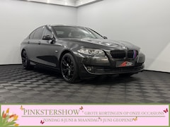 BMW 5-serie - 523i Executive Leder, Parkeersensoren, Navi, Stoelverwarming, Speciaal geluidsysteem, Crui