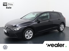 Volkswagen Golf - 1.0 TSI Life | 110 PK | Achteruitrijcamera | ErgoActive bestuurdersstoel | Climate control