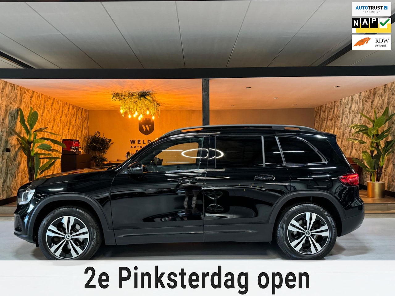 Mercedes-Benz GLB - 200 Garantie Trekhaak Pano Leder CarPlay StoelVW PDC Parkeerhulp Sportstand Cruise Navi Cl - AutoWereld.nl
