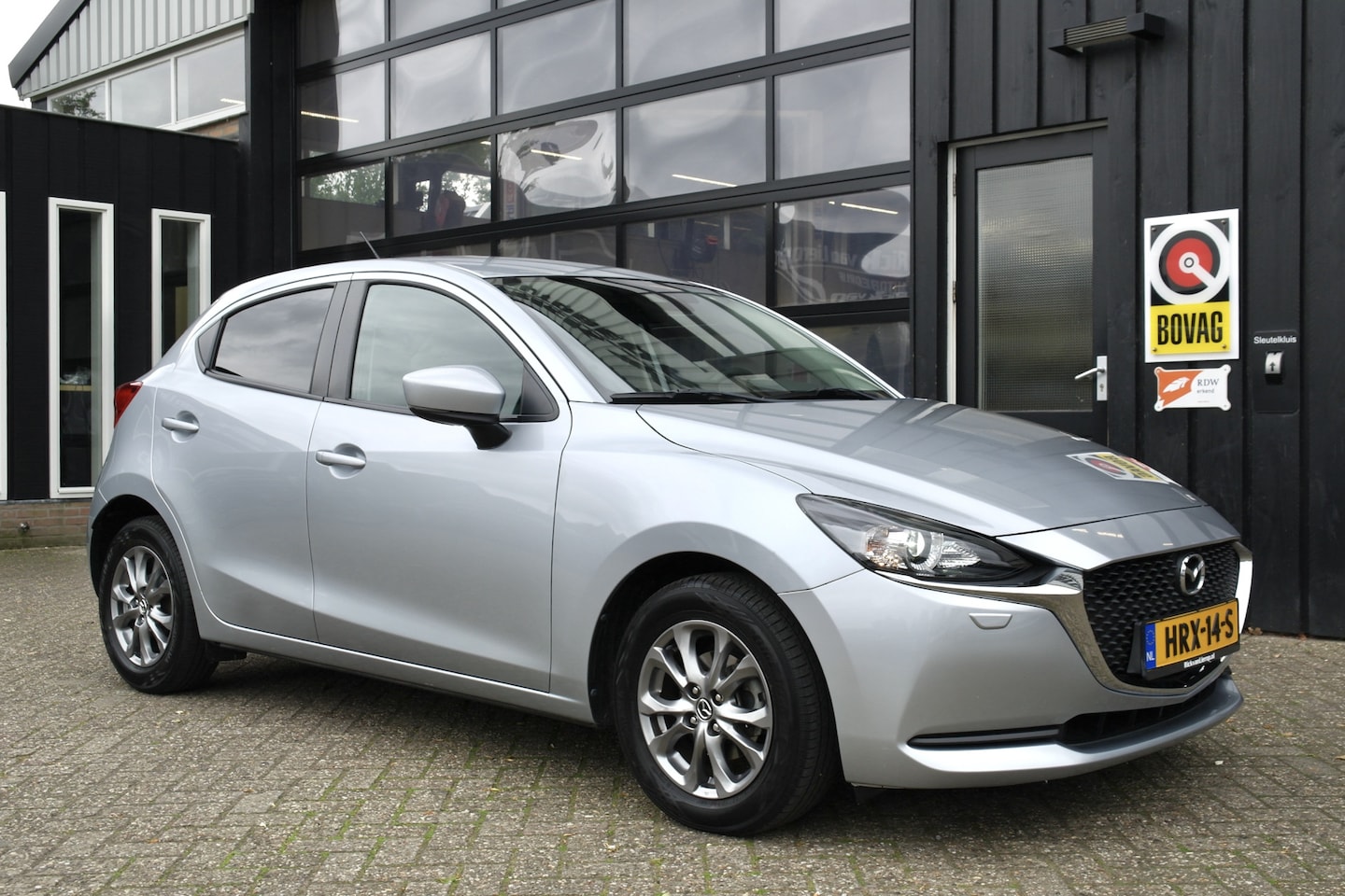 Mazda 2 - 1.5 Skyactiv-G Comfort Automaat | Cruise | Navi | Carplay | LED - AutoWereld.nl