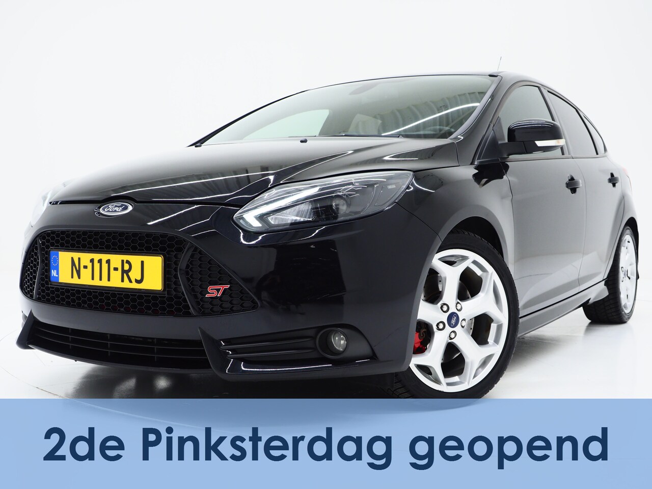 Ford Focus - 2.0 ST-2 251PK | Recaro Sportstoelen | Bi-Xenon | PDC | Clima - AutoWereld.nl
