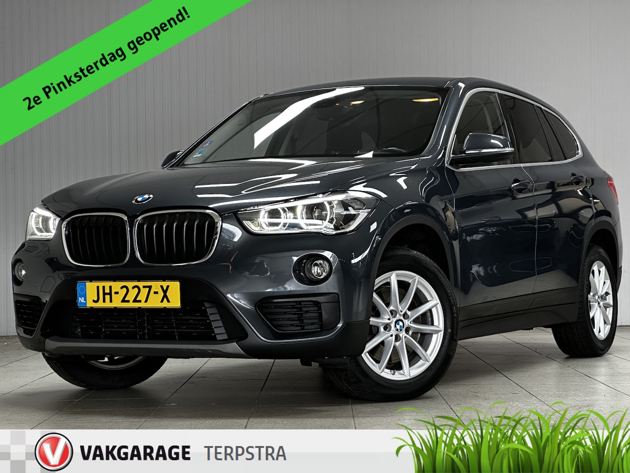 BMW X1 - sDrive20i Centennial Executive/ AUTOMAAT!/ LED Koplampen/ Trekhaak/ 17''LMV/ Keyless GO/ C - AutoWereld.nl