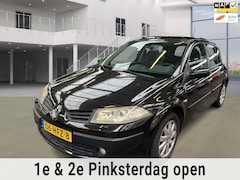 Renault Mégane - 1.6-16V Tech Line/pano dak