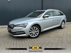 Skoda Superb Combi - Trekhaak * Digitale teller * Side&front assist