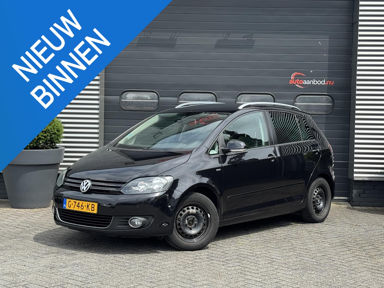 Volkswagen Golf Plus - 1.2 TSI Highline BlueMotion | Carplay | Lichtmetalen Velgen | Parkeersensoren | Climate Co - AutoWereld.nl