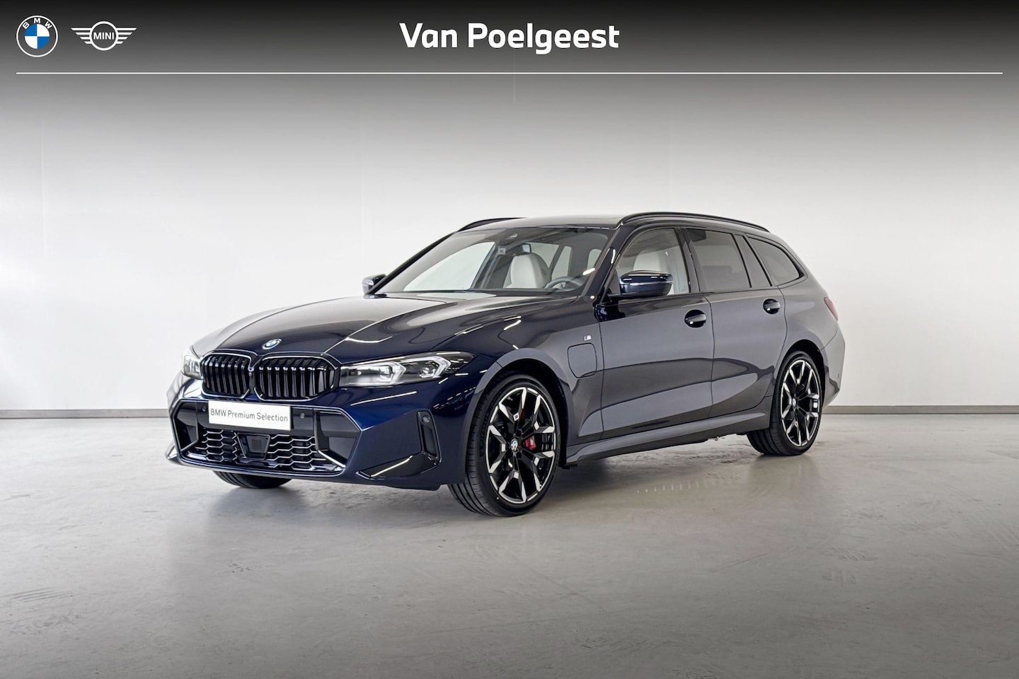 BMW 3-serie Touring - 330e | M Sport Pro | Innovation Pack | Comfort Pack | Harman Kardon - AutoWereld.nl