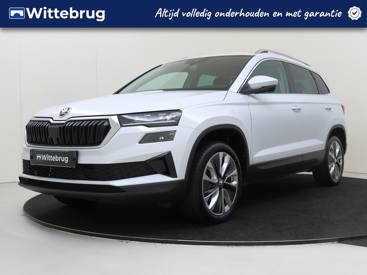 Skoda Karoq - 1.5 TSI ACT Sportline Business Automaat | Panoramadak | Apple Carplay | Camera | Elektr. A - AutoWereld.nl