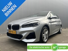 BMW 2-serie Active Tourer - 225XE M SPORT PHEV | pano | apple carplay| verwarmde voorstoelen | leder | harman kardon g