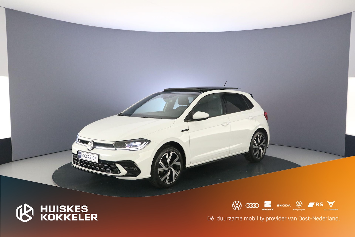 Volkswagen Polo - R-Line 1.0 TSI 95pk DSG Automaat Panoramadak, Adaptive cruise control, Achteruitrijcamera, - AutoWereld.nl
