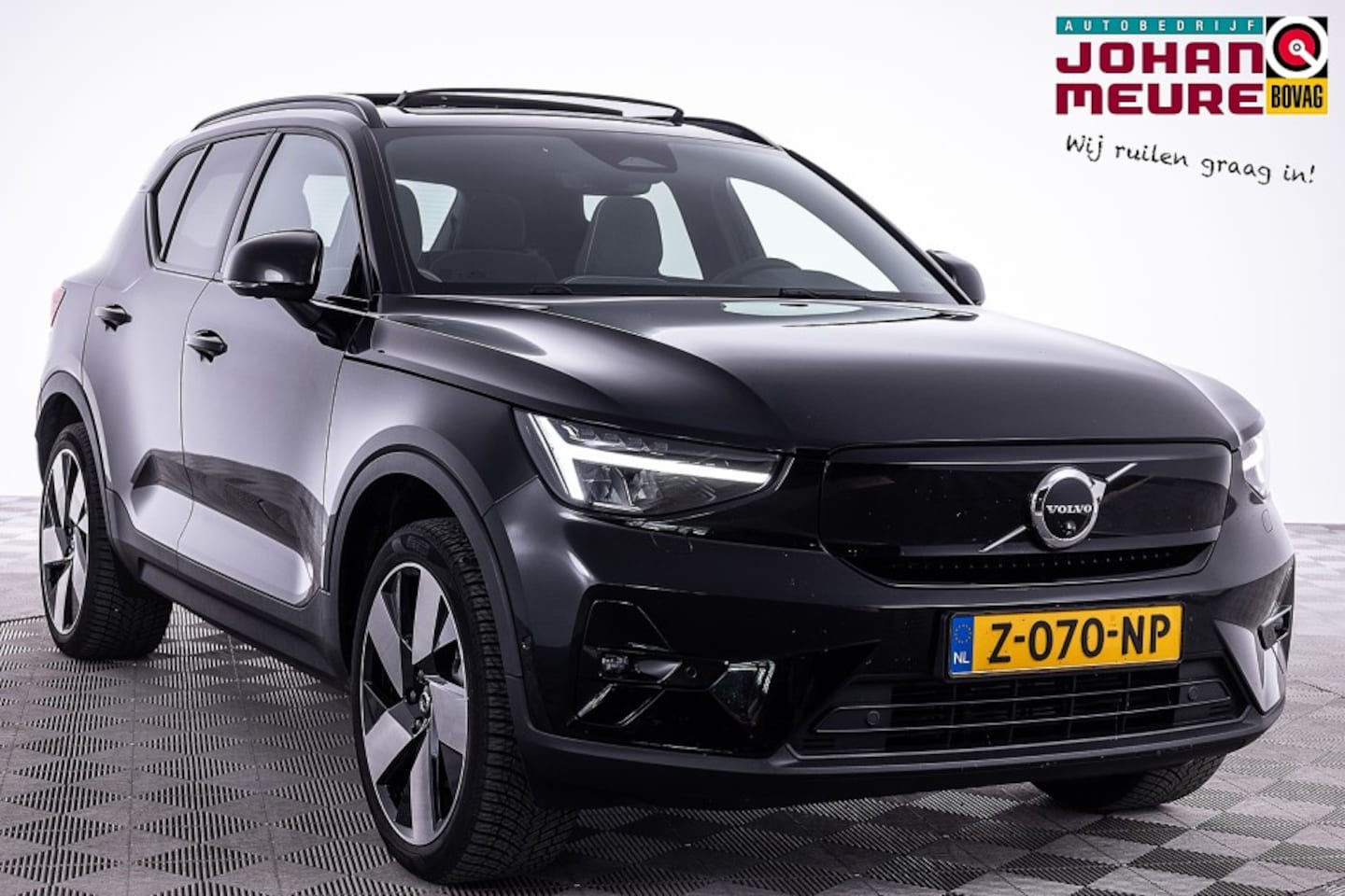 Volvo XC40 - Single Motor Extended Range Ultimate 82 kWh | harman/kardon | PANORAMADAK ✅ 1e Eigenaar *2 - AutoWereld.nl