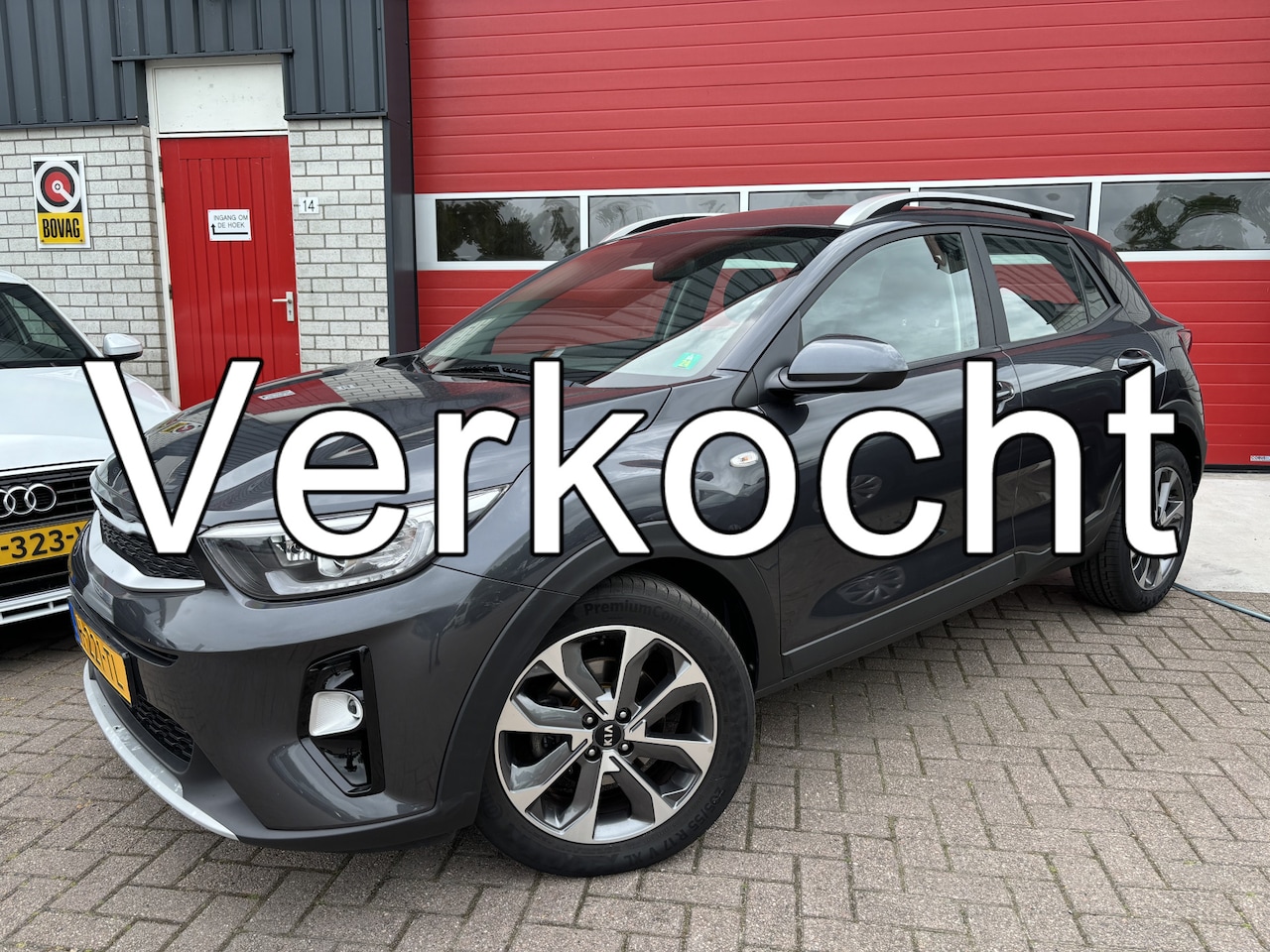 Kia Stonic - 1.0 T-GDi DynamicLine TREKHAAK / CAMERA / CARPLAY / DAB+ / NAVI / AIRCO / PDC / NL-AUTO - AutoWereld.nl