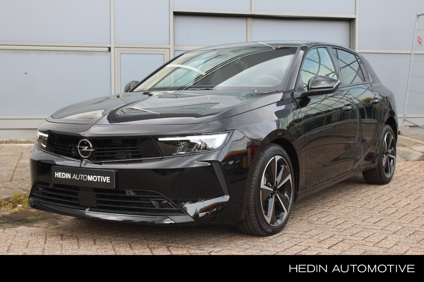 Opel Astra - 1.6 Turbo 180pk Plug In Hybrid Business Editon | PHEV | Navigatie | 17 inch LMV | Stoelver - AutoWereld.nl