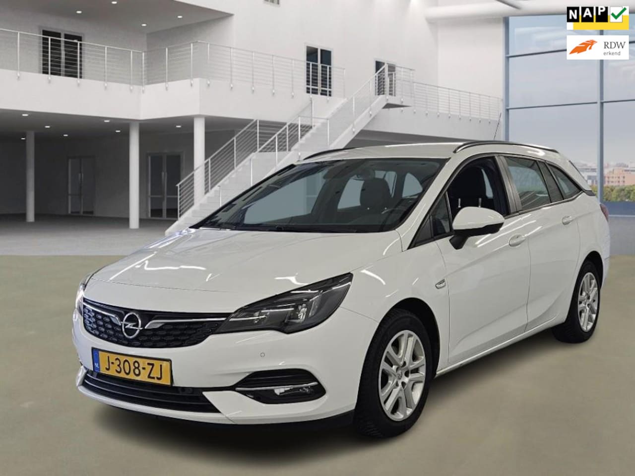 Opel Astra Sports Tourer - 1.5 CDTI Business Executive 1.5 CDTI Business Executive - AutoWereld.nl