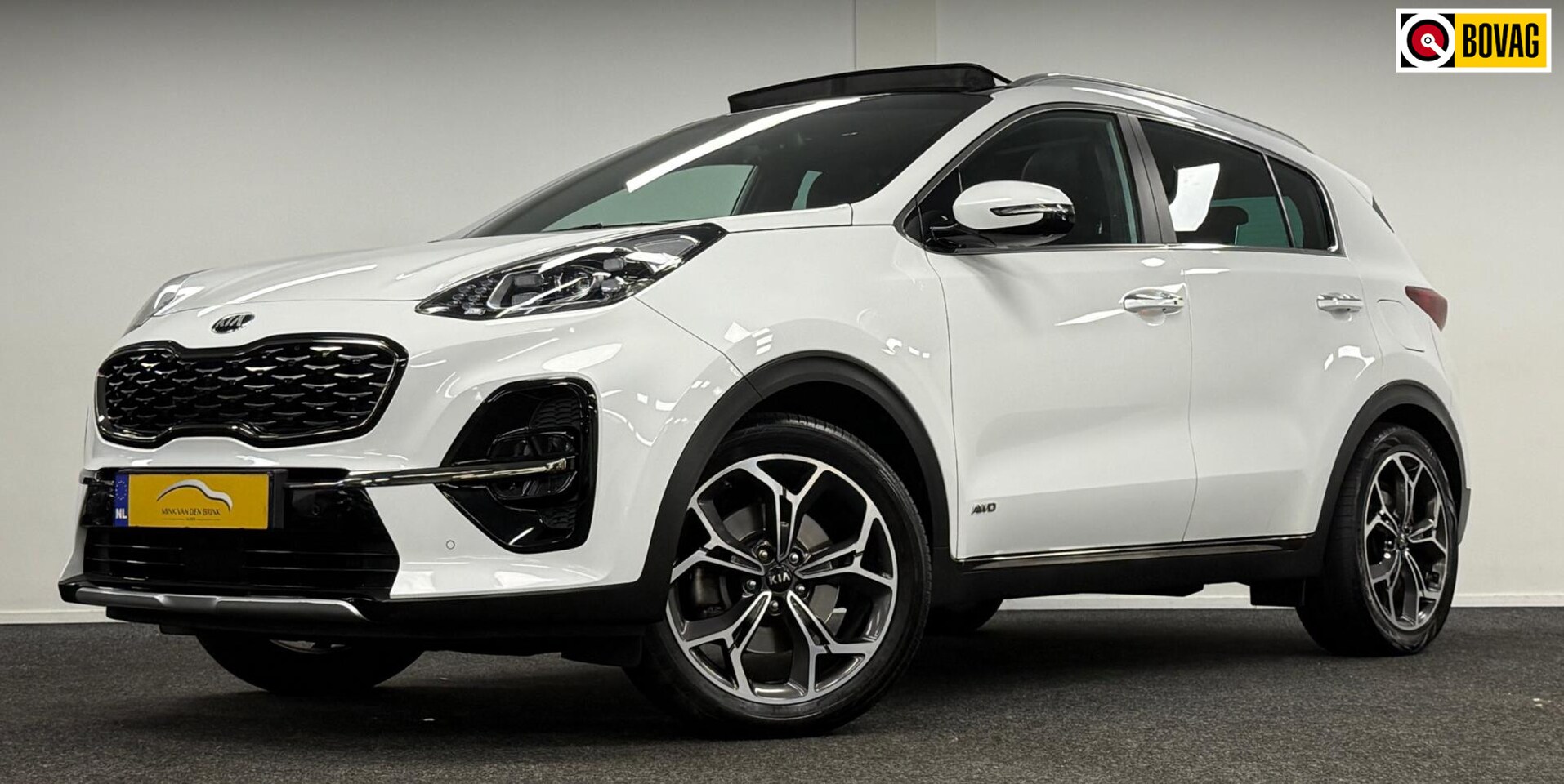 Kia Sportage - 1.6 T-GDI 4WD GT-Line PlusLine*Trekhaak*Panodak*Navi*Camera - AutoWereld.nl