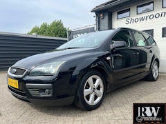 Ford Focus Wagon - 1.6-16V Ambiente Airco, trekhaak